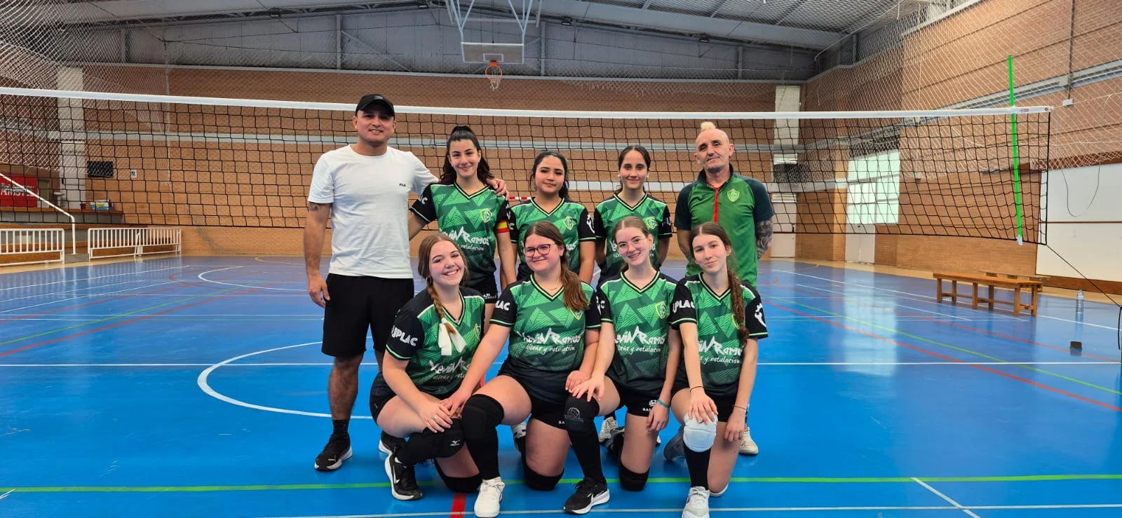 Foto 10 de Fútbol y Voley