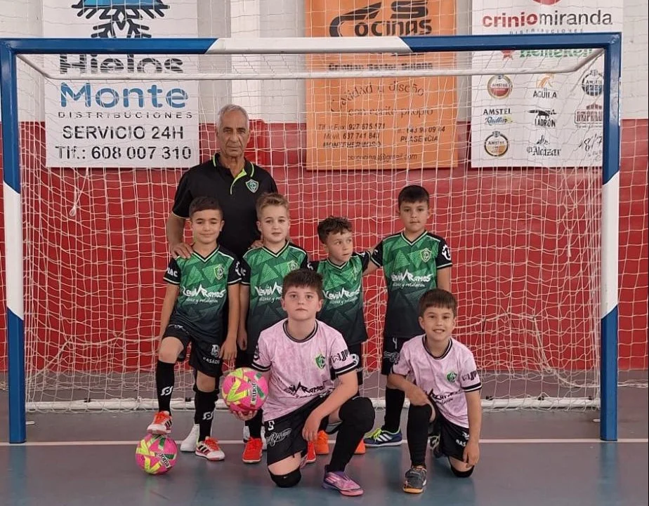 Foto 11 de Fútbol y Voley