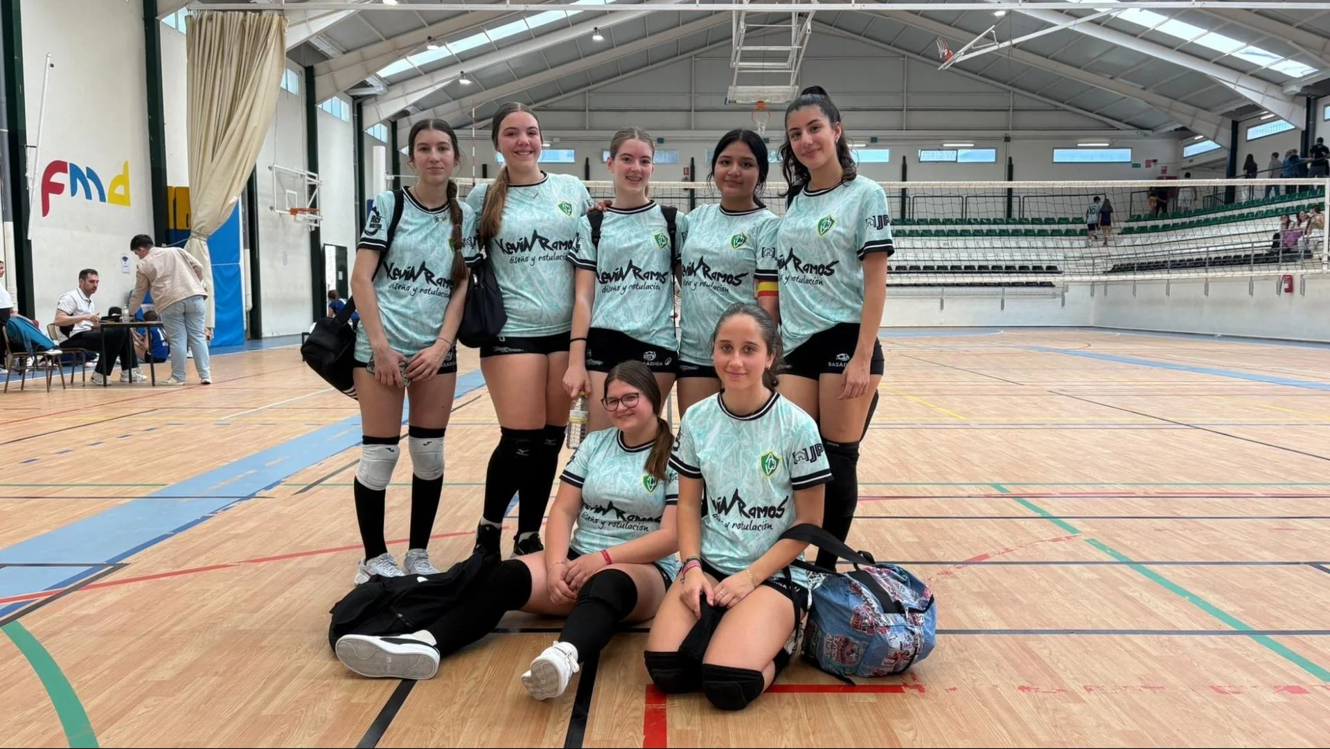 Foto 16 de Fútbol y Voley