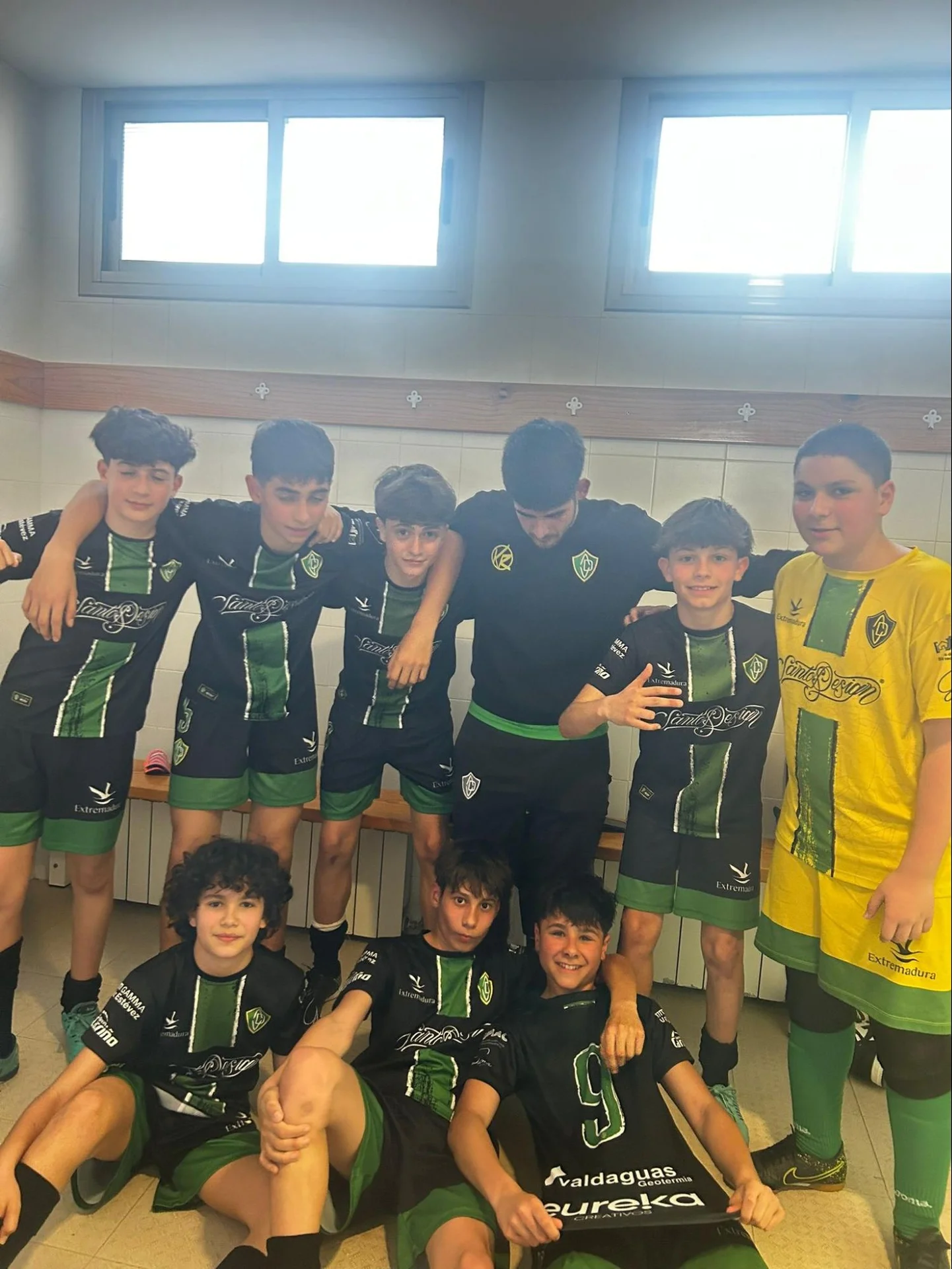 Foto 17 de Fútbol y Voley