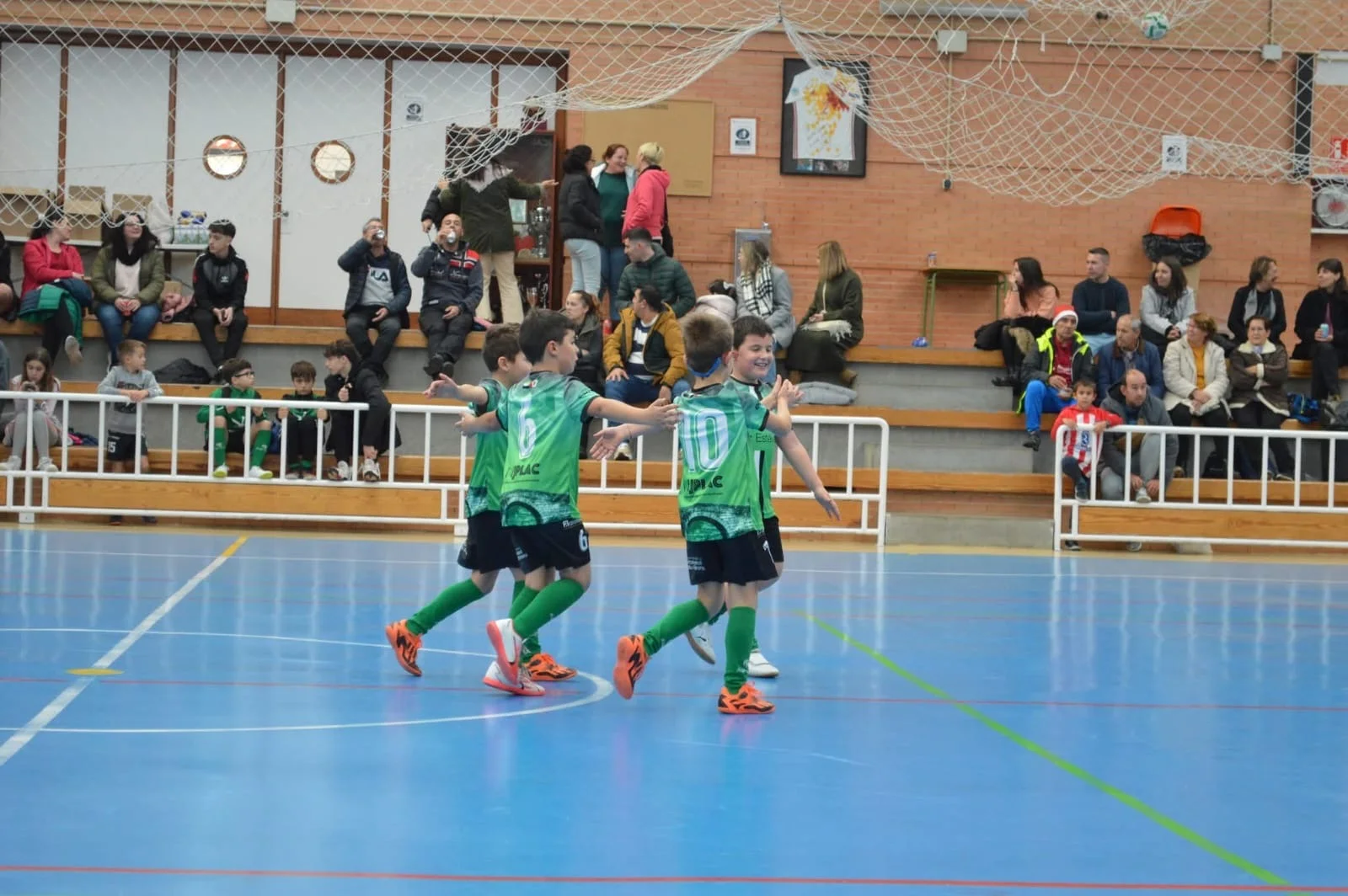 Foto 34 de Fútbol y Voley